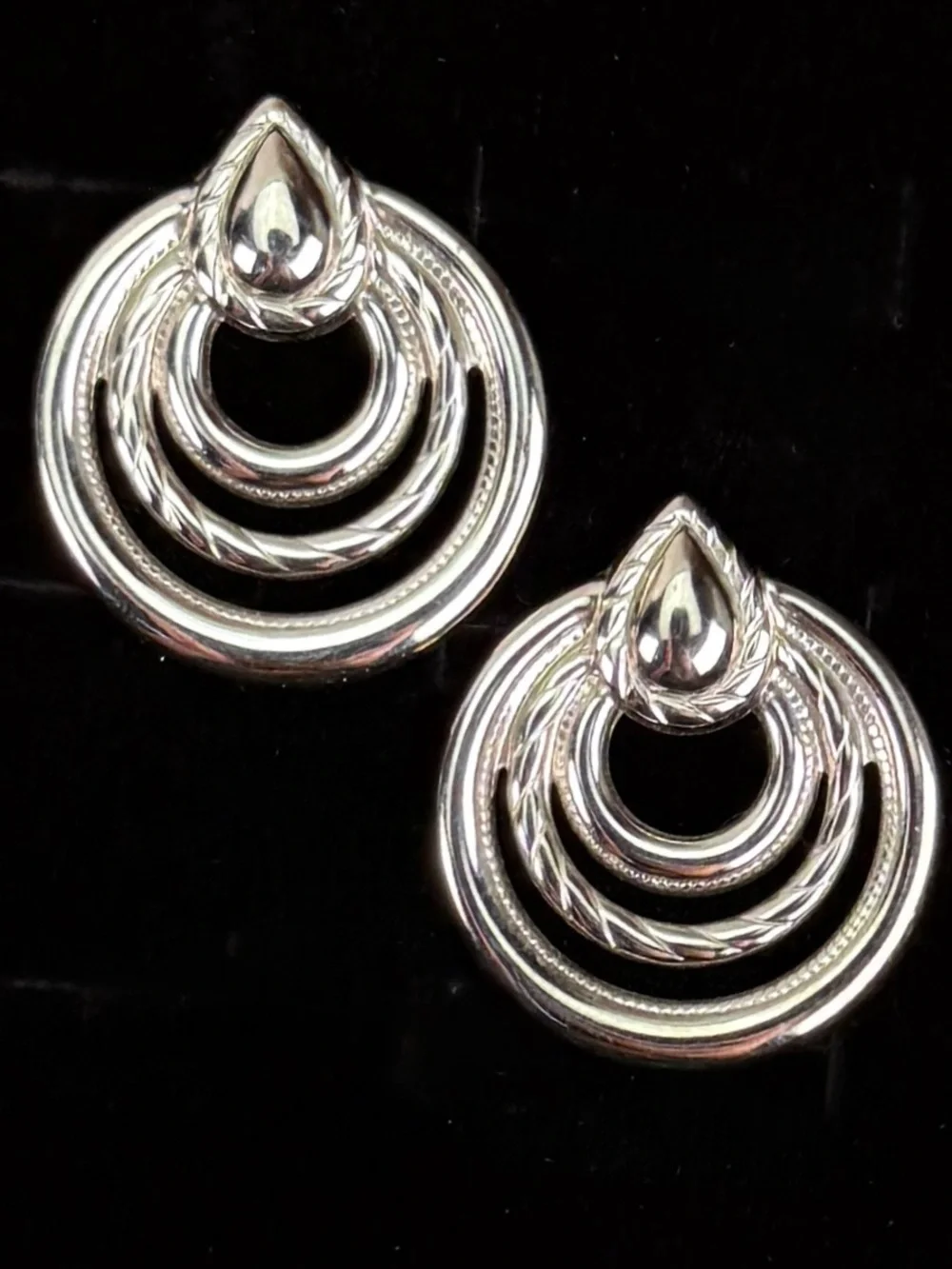 Vintage Weighted Silvertone Round Pierced Earrings